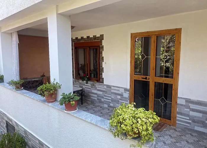 2 Апартаменты *